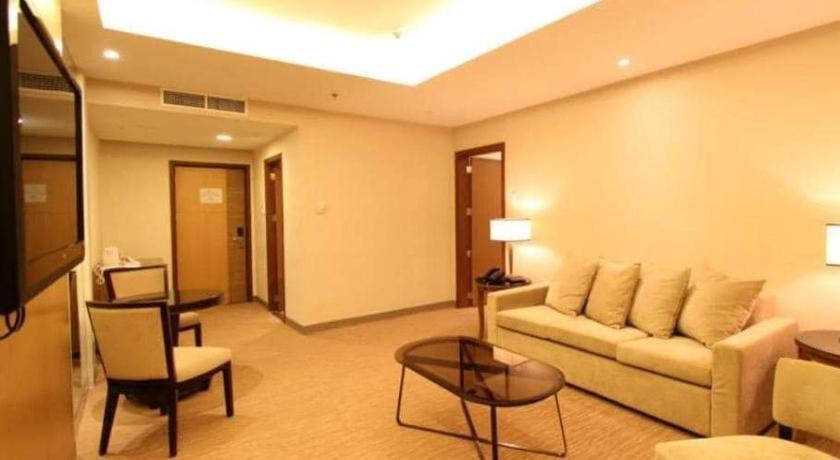Garden Orchid Hotel Zamboanga Exterior photo