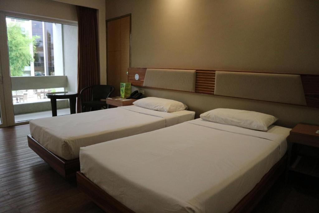 Garden Orchid Hotel Zamboanga Exterior photo